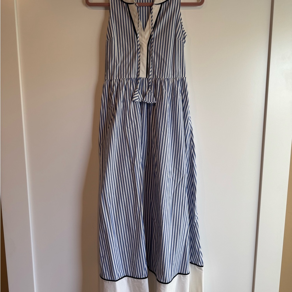 Vineyard Vines Navy and White Stripped Dress